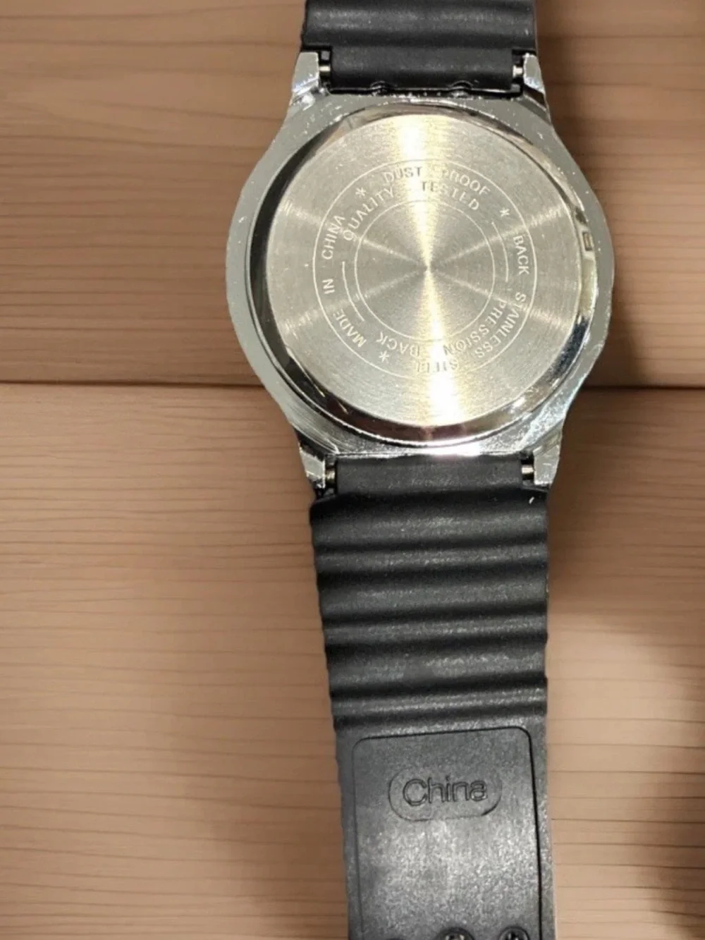 Men’s  Vintage Digital diver watch Black Silicone Band Needs New Battery